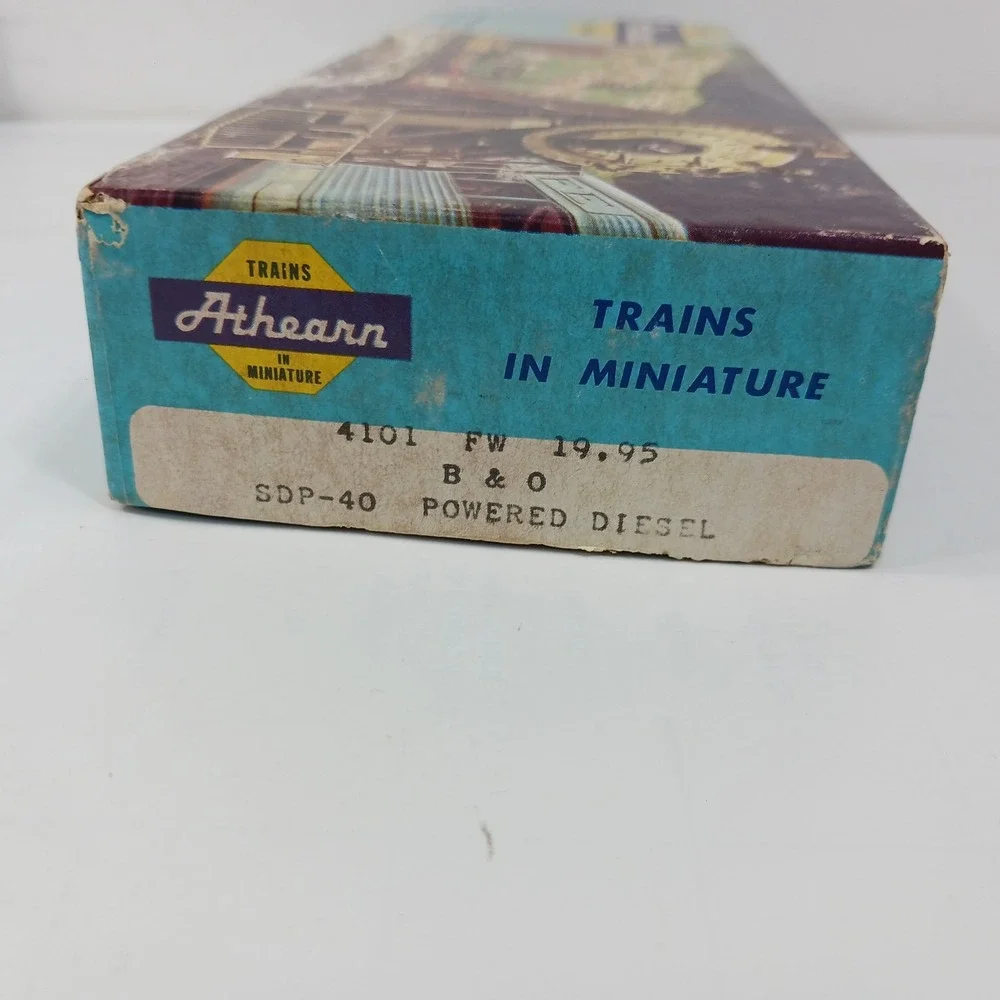 Athearn HO Scale B&O SDP-40 Powered Diesel Locomotive Blue 9607 4101 Vintage